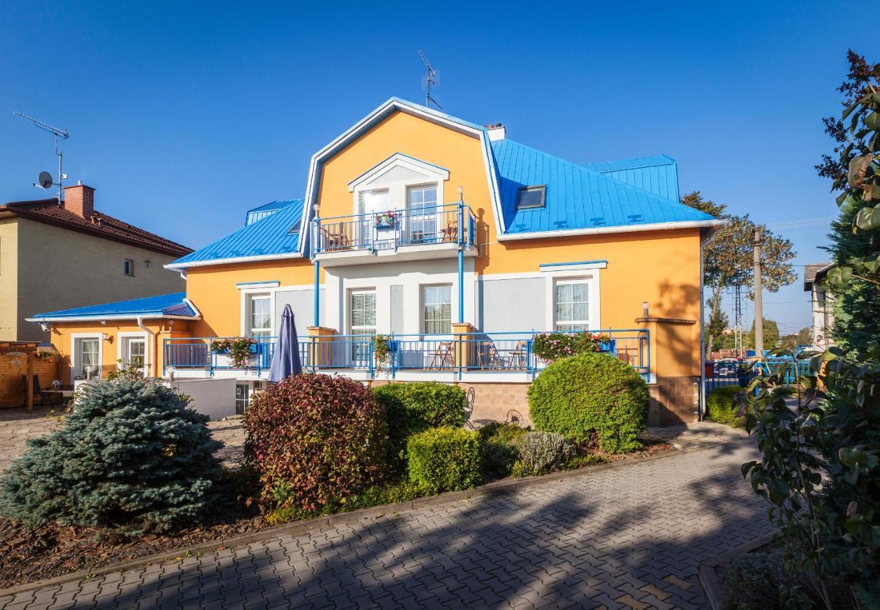 Penzion Sirius Vyškov Exterior foto